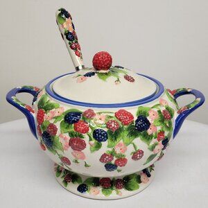 *NEW* Temptations - Figural Fruit - Mixed Berry Collection - Soup Tureen with Li